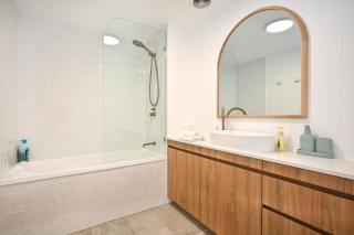 Luxe Coastal Escape, Sunny Coast - Maroochydore - 3