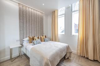 Boutique City Centre Balcony Suite Perfect For Couples & Businesses With Free Gym By The Pocklington - Richard III Suite - Leicester - 0