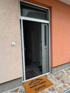 Apartman Stan na dan Happy Family Bihać - Ivišovo Greblje - 7