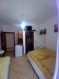 Kacani Rooms - Durrës - 1