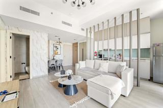 Stylish 1BR in Production City with pool and gym - 9