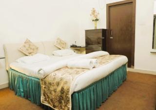 Hotel Temptation Ultimate Prayagraj AC NR NON AC Both Room - Prayagraj - 5