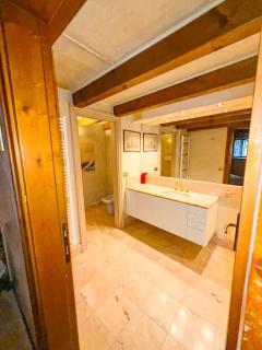 Roman Theatre private garden and free parking - 3