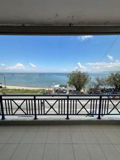 Vitamin Sea Apartment On the Beach! - Néoi Epivátai - 0