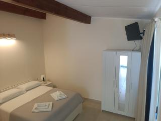 Royal Playa Suite and Apartament -private parking- self chek out - 3
