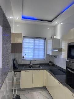 Modern 3BRM Luxury Apartment ,Gym and fast Wifi - Accra - 9