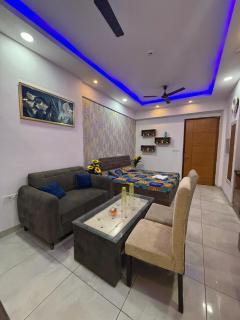 Zoom The Luxury Studio - Noida - 5