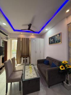 Zoom The Luxury Studio - Noida - 4