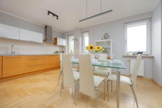 Wooden Apartment Żytnia in Warsaw with Parking by Noclegi Renters - Warsaw - 7
