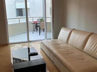 Apartment on the Vlora Promenade - Vlora - 4