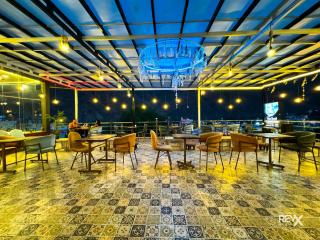 Wraveler Inn by Wraveler Hostels - 4
