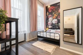W33 - Prime Location - Comfortable Quality Apartments by BQA - Budapest - 9