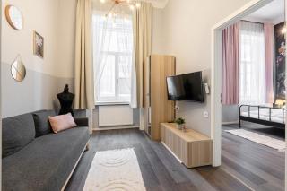 W33 - Prime Location - Comfortable Quality Apartments by BQA - Budapest - 3