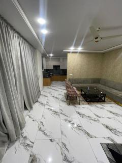 Luxury Condo in Central Multan with Self Check-In - 2