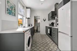 Cosy 3-Bedroom Stay for 5, WiFi, Parking, 10 Percent Off - Dallington - 3