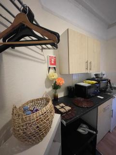 Studio Flat - Moffat - 4