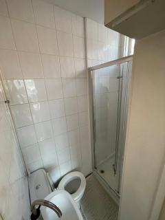 Studio Flat - Moffat - 1