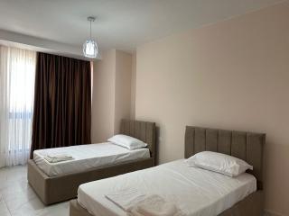 Adan Luxury Aparthotel - Orikum - 1