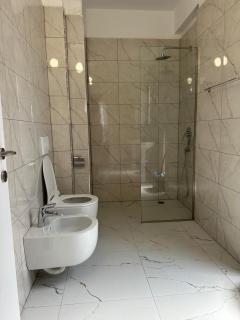 Adan Luxury Aparthotel - Orikum - 2