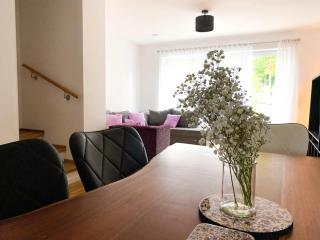MODERN LIVING Haus mit 3 Schlafzimmern für bis zu 7 Personen - Ratisbona - 0