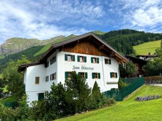 ZumHubertus - Bschlabs - 0