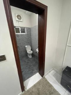 Cozy and Peaceful 2 Bedroom Luxury Apartment - Multan - 1