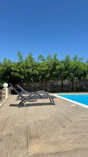 Helvetia Luxury Pool Villas - Kriopigi - 5
