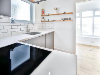 Sea View - Hollington - 3