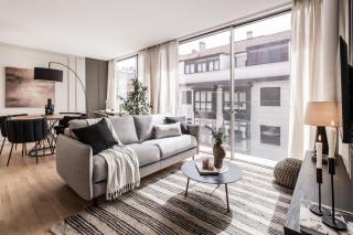 Sol - 1 bedroom, shared pool in Ciudad Jardín - 9