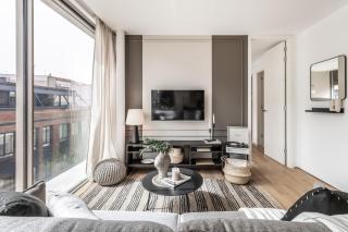 Sol - 1 bedroom, shared pool in Ciudad Jardín - 2