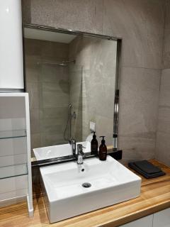 Lion Park Apartments - Polisi i Vogël - 1