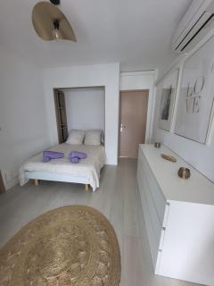 Appartement lumineux avec vue sur mer a 50 m de la plage et du centre - 8