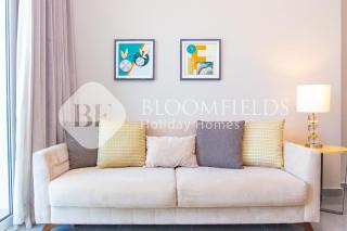 Bloomfields Deluxe 1Br with Balcony Leonardo - 1