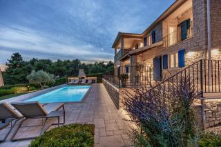 Villa Sterpazzi - near Porec with Sea View, private Jacuzzi, Sauna and Pool - Višnjan - 7