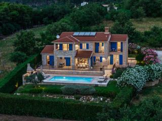 Villa Sterpazzi - near Porec with Sea View, private Jacuzzi, Sauna and Pool - Višnjan - 9