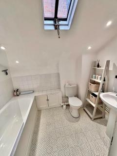 One Threadneedle Street, Dedham - Dedham - 3