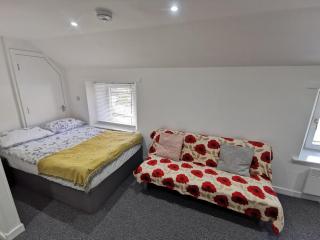 Modern High Street upper studio - Fife - 3