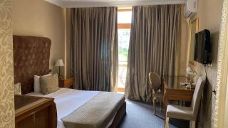 Lake view Palace Hotel - Baku - 6