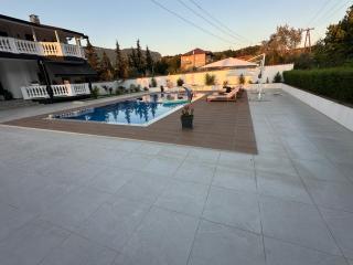 Vini Luxury Villa - Tirana - 0