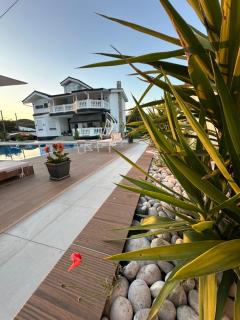 Vini Luxury Villa - Tirana - 2