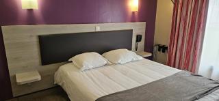 Motel 25 - Socx - 5