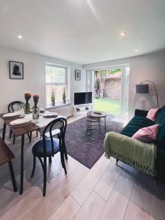 3 Bed 2 Bath Garden Flat 15 Mins To Central London - Londra - 0