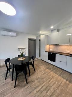 PRO Apartments - 5