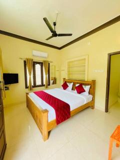 SSS Golden Resorts - Kuttālam - 9