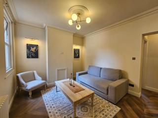 Cosy Garden Flat in Wimbledon - 7