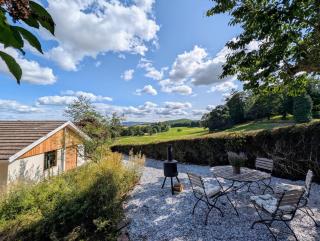 Modern Bungalow Views of Pen y Fan - Brecon - 4
