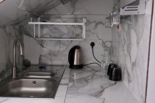 Tina guest house - London - 4