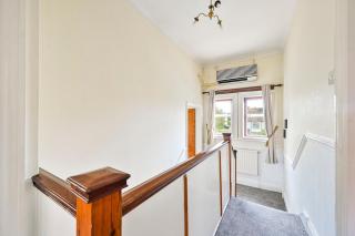 Your perfect home away from home - Brent - 1