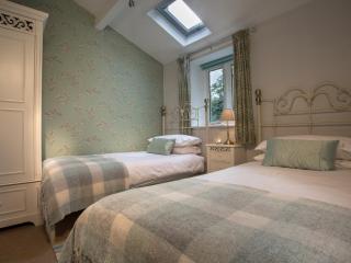 2 Bed in Coniston LCC17 - Coniston - 1