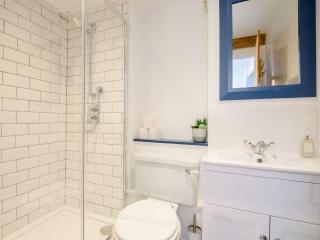 4 Bed in Hartington 88196 - Hartington - 2